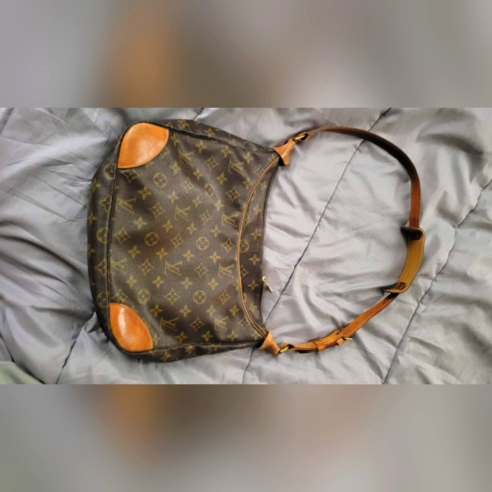 LOUIS VUITTON Boulogne